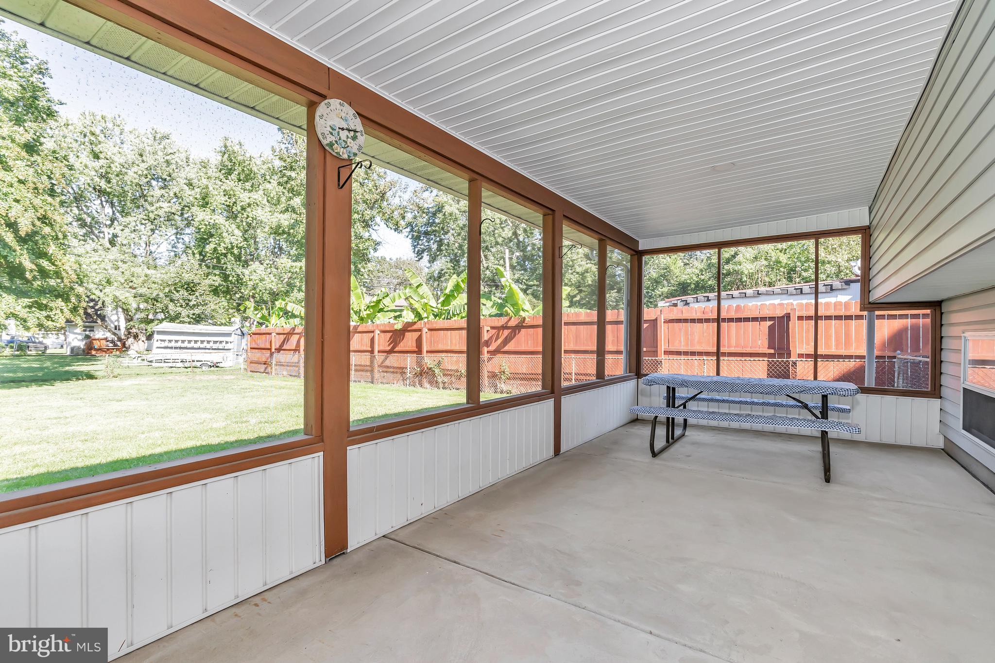 613 Lisbeth Road Newark, DE 19713 - Photo 26 of 31 Screened in porch
