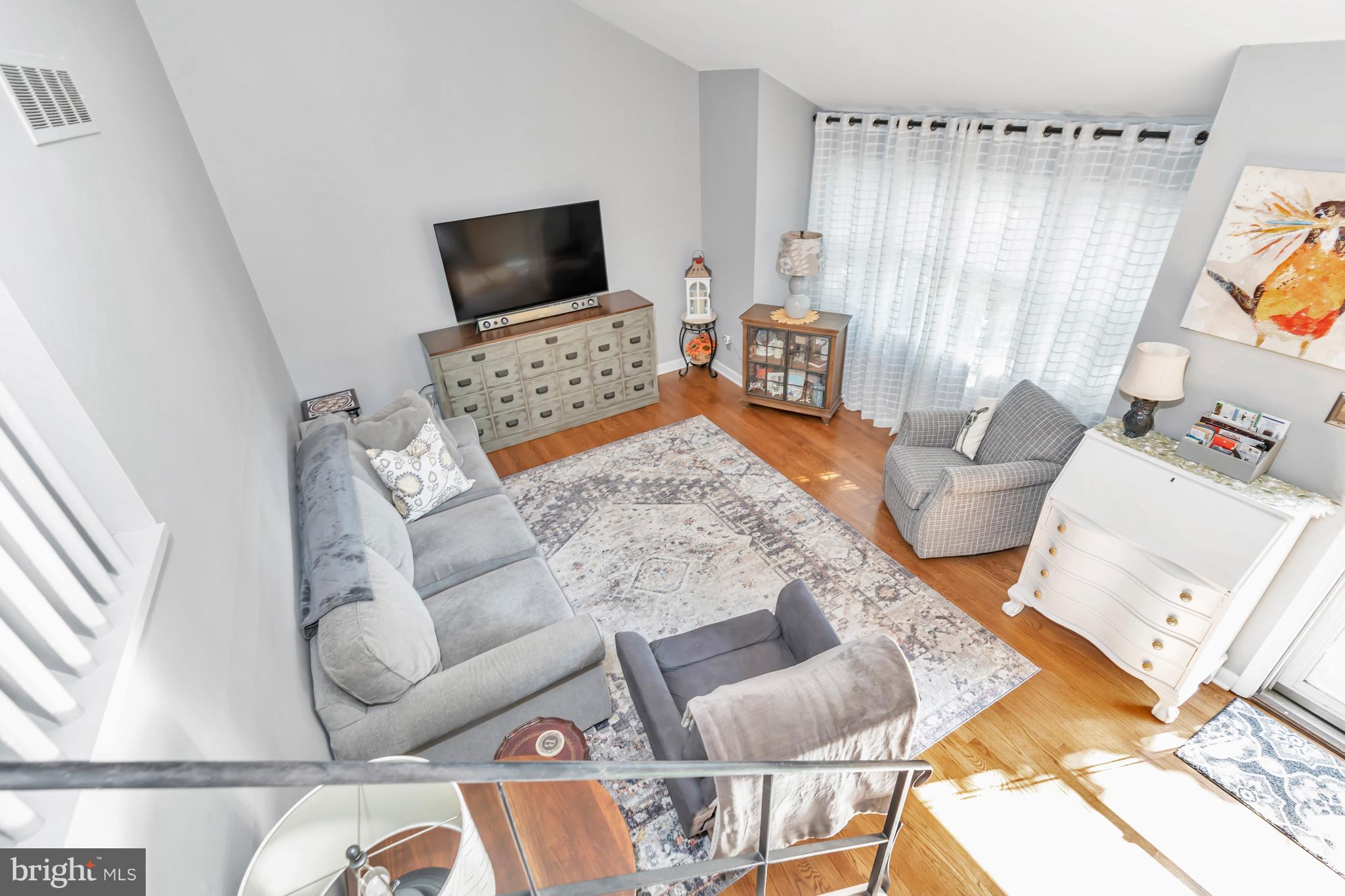613 Lisbeth Road Newark, DE 19713 - Photo 6 of 31 Living room
