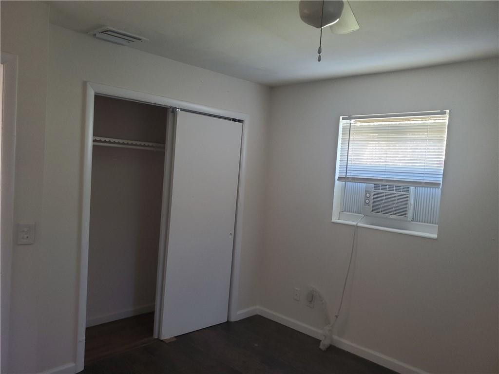 1352 West 6th Street Riviera Beach, FL 33404 - Photo 8 of 14 Photo 8