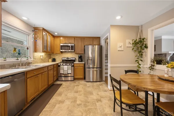 $419,900 | 4880 Candy Lane, Manlius, NY 13104