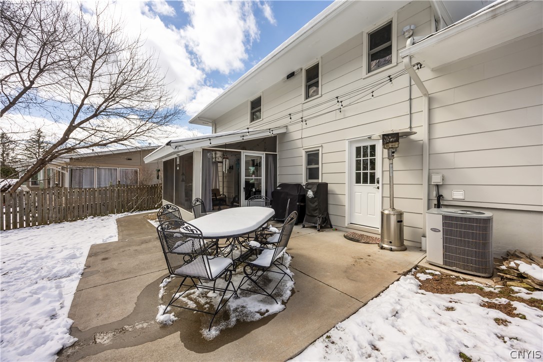 4880 Candy Lane Manlius, NY 13104 - Photo 4 of 37