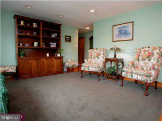 112 Gordon Road Glenside, PA 19038 - Photo 4 of 6 Gallery Image 4