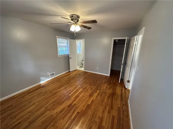 a view of entryway door of the house