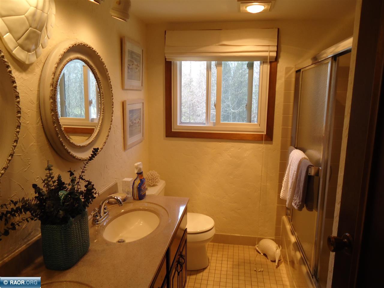 511 11th Street Northwest Chisholm, MN 55719 - Photo 19 of 33