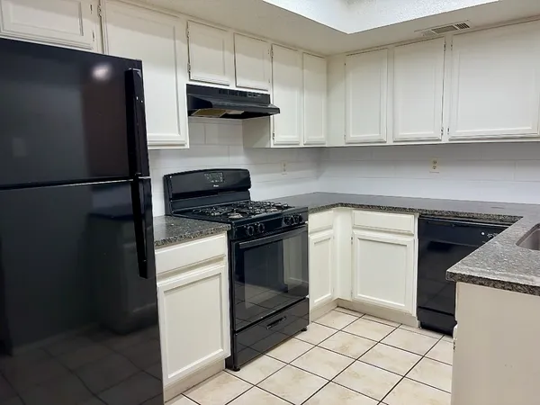$1,550 | 7809 Topawa Cove, Unit B, Austin, TX 78729