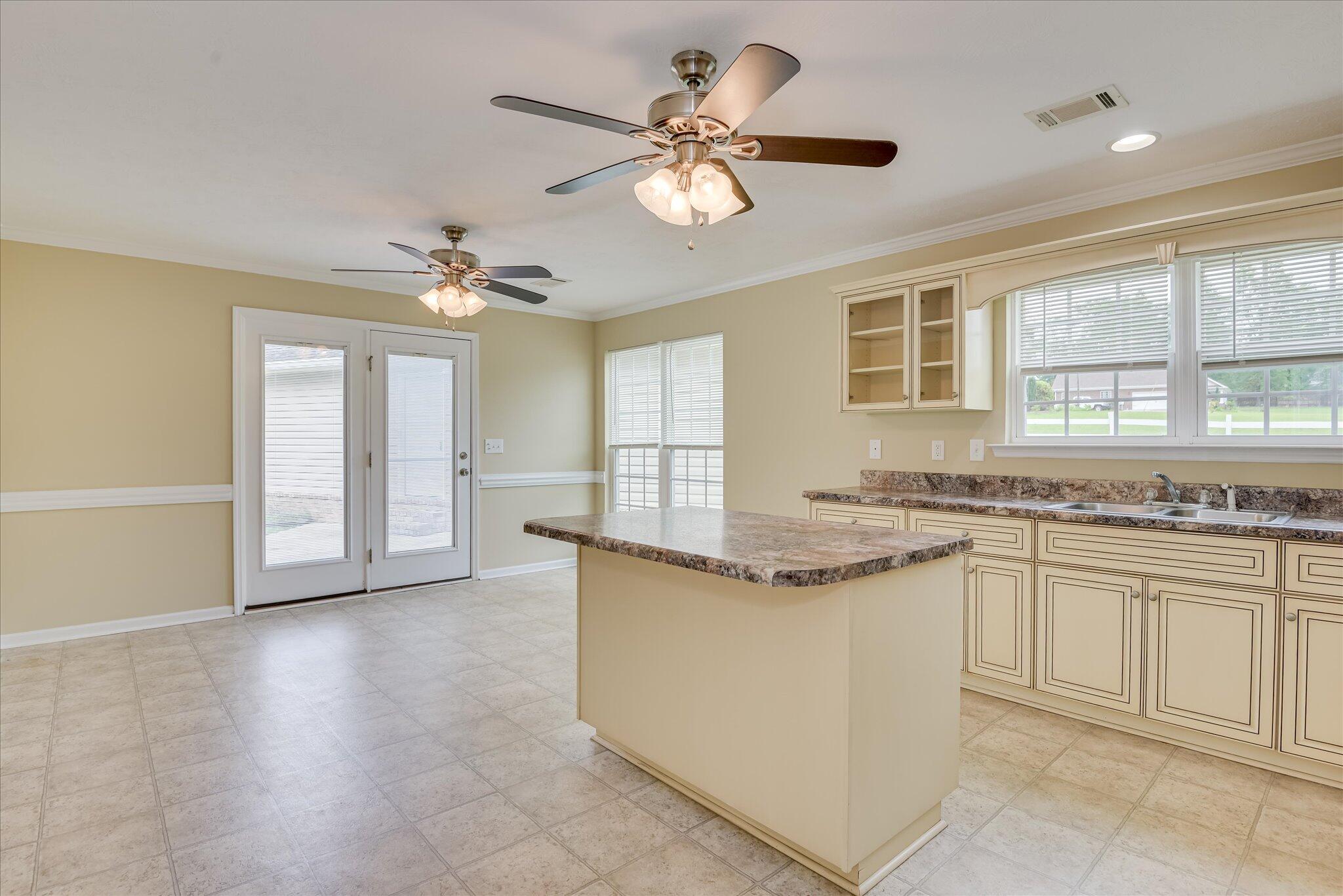5516 Wrightsboro Road Grovetown, GA 30813 - Photo 9 of 38 09-109-DSC_4069LRenfuse