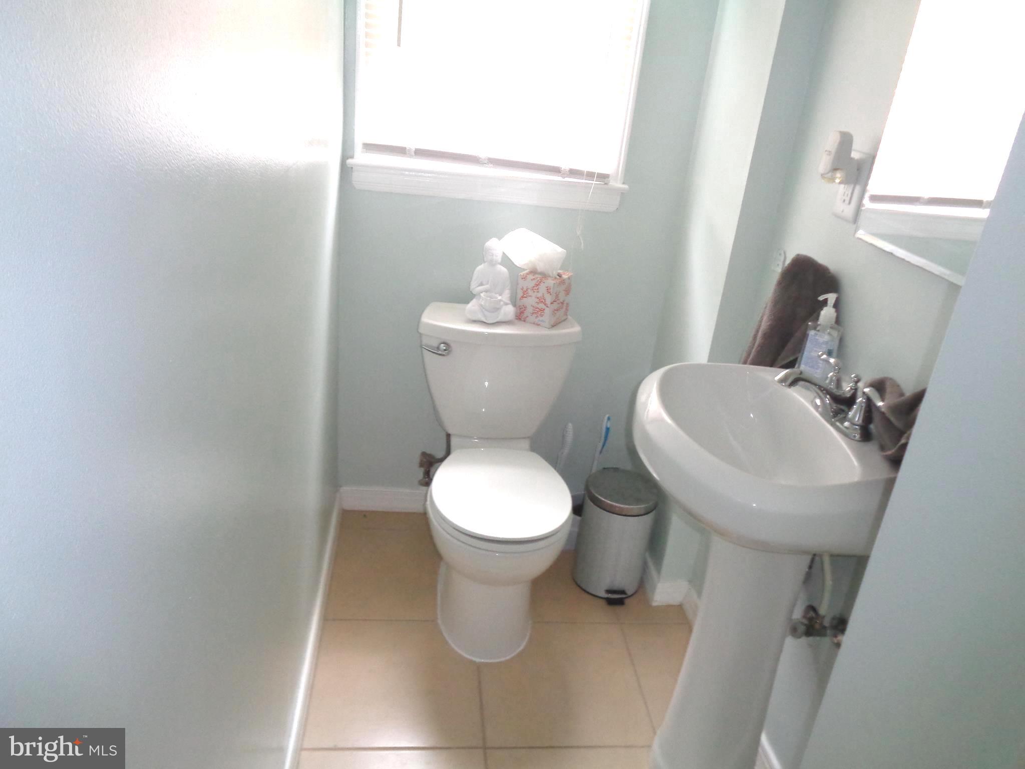 12 Birkshire Road Hamilton, NJ 08619 - Photo 8 of 19 Powder Room