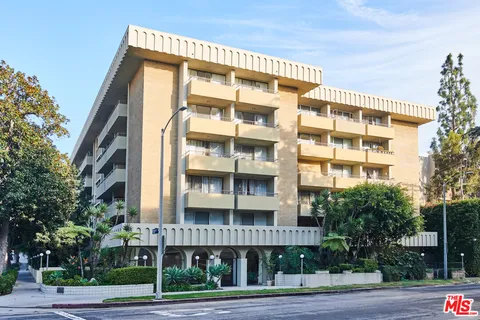 $650,000 | 1300 Midvale Avenue, Unit 408, Los Angeles, CA 90024