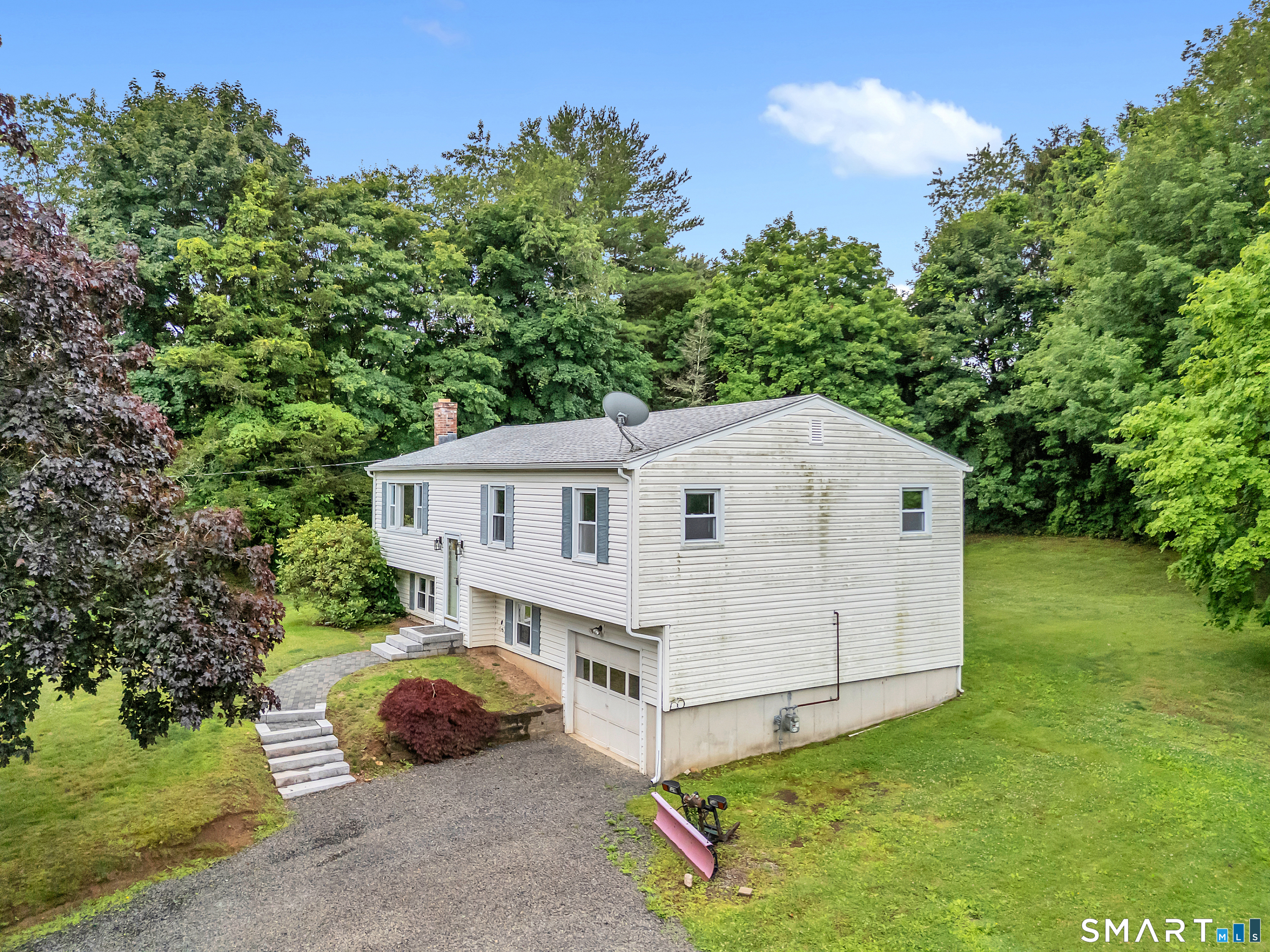 1144 Long Hill Road Guilford, CT 06437 - Photo 2 of 40