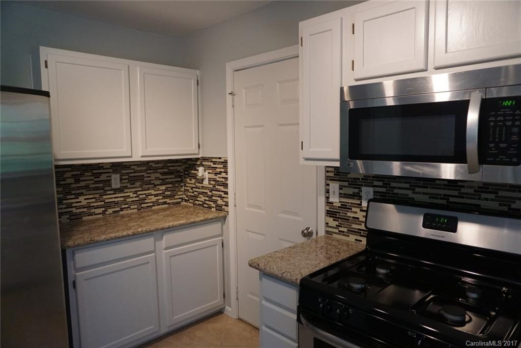 7324 Henderson Park Road Huntersville, NC 28078 - Photo 3 of 16