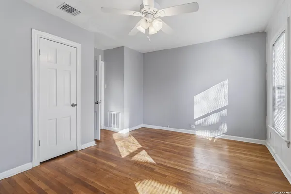 $1,650 | 410 South Park Boulevard, San Antonio, TX 78204