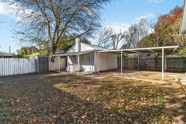 $1,650 | 410 South Park Boulevard, San Antonio, TX 78204