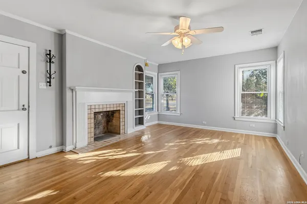 $1,650 | 410 South Park Boulevard, San Antonio, TX 78204