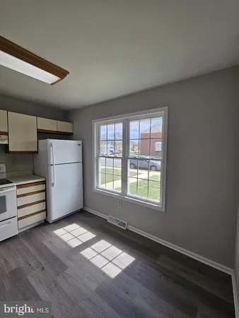 $1,600 | 33 Fieldstone Court, Dover, DE 19904