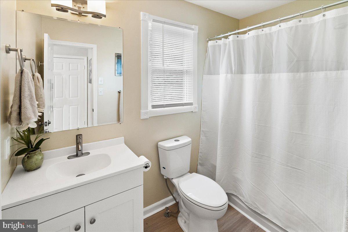 14035 Harrisville Road Mount Airy, MD 21771 - Photo 20 of 38 Full Bath Main Level