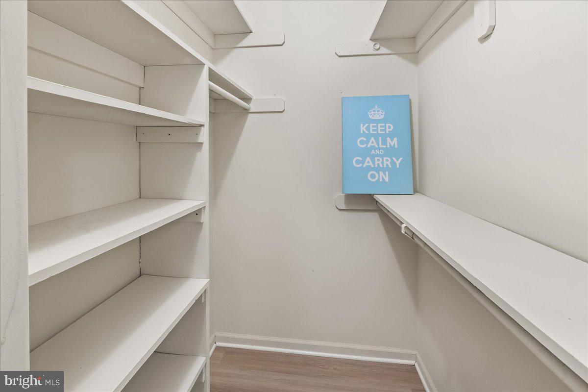 14035 Harrisville Road Mount Airy, MD 21771 - Photo 23 of 38 Main Level BR Closet