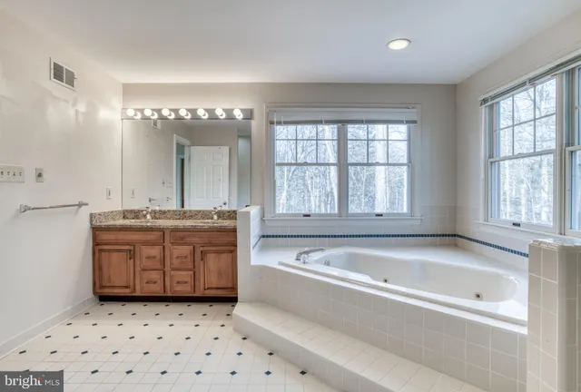 $775,000 | 9879 Hemlock Hills Court, Manassas, VA 20111