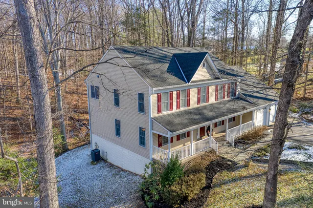 $775,000 | 9879 Hemlock Hills Court, Manassas, VA 20111