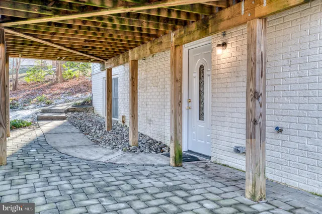 $775,000 | 9879 Hemlock Hills Court, Manassas, VA 20111