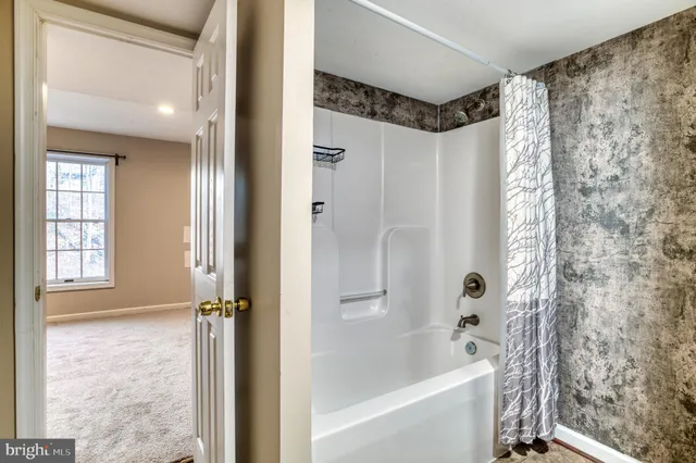 $775,000 | 9879 Hemlock Hills Court, Manassas, VA 20111