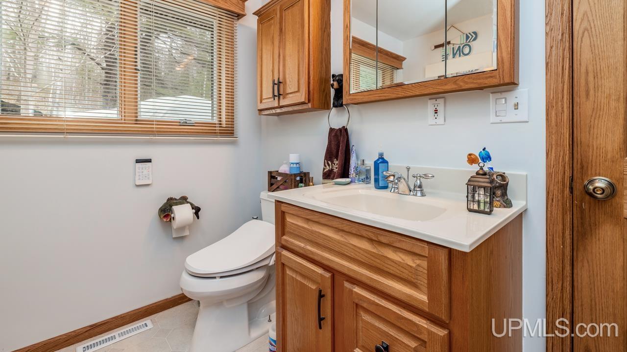 5149 Sea Lion Lake Road Florence, WI 54121 - Photo 14 of 35