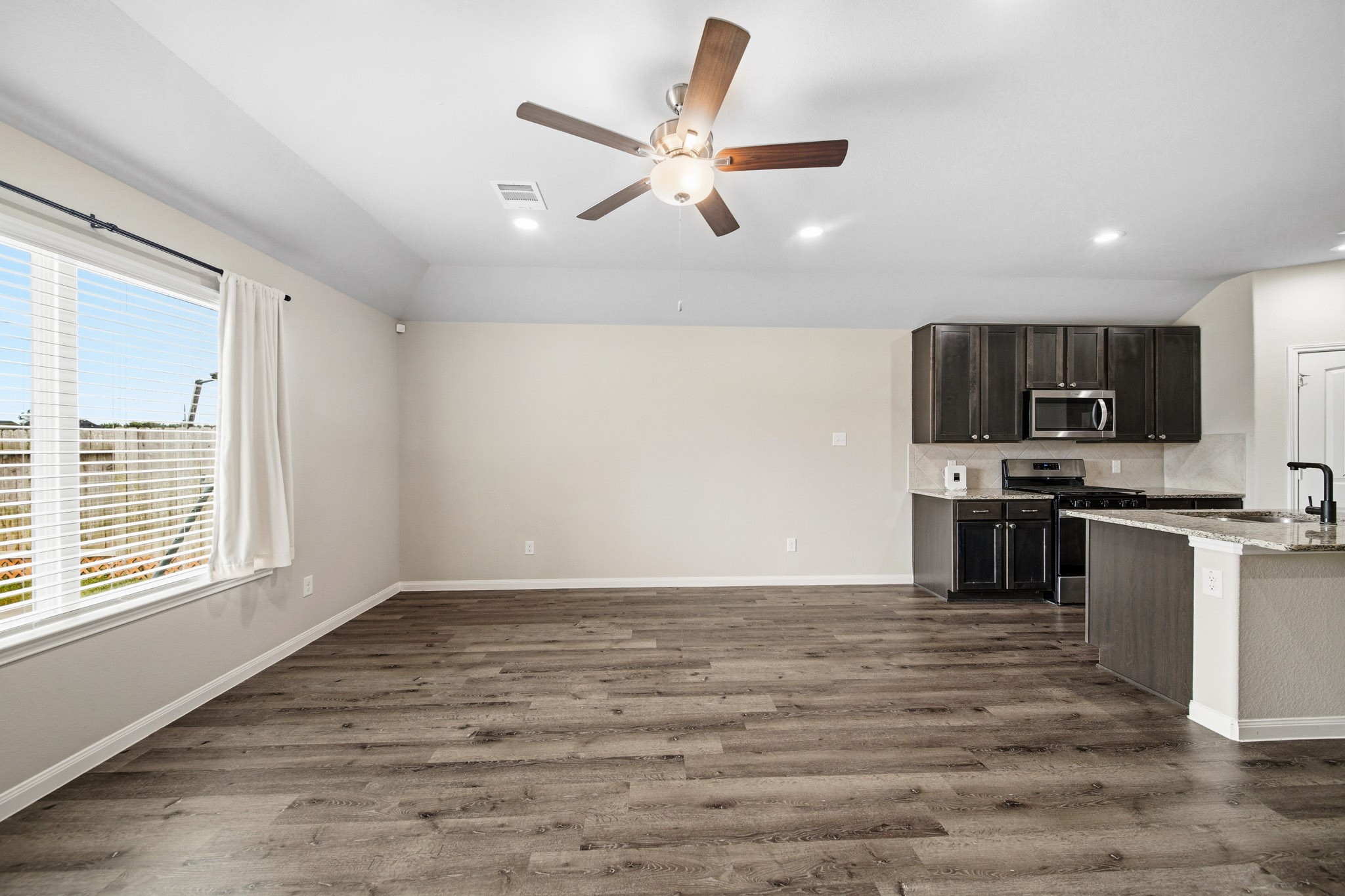 5235 James Michael Drive Rosharon, TX 77583 - Photo 26 of 41