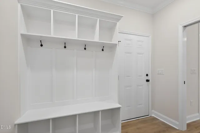 a view of an empty walk in closet