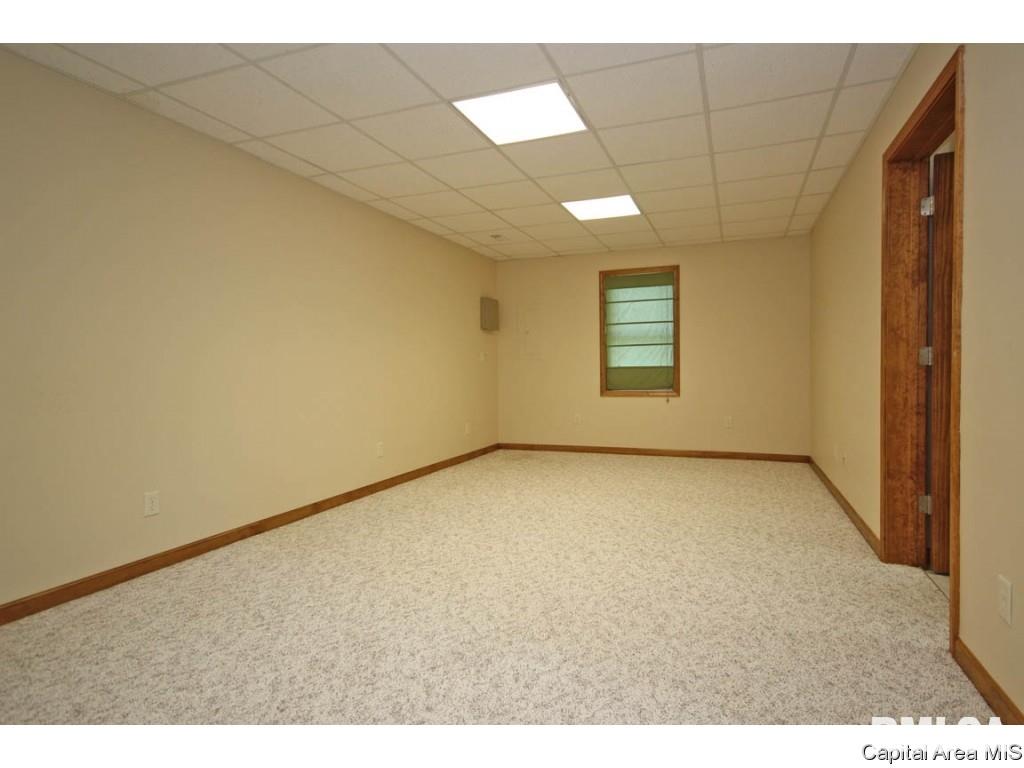 5401 Oak Crest Road Springfield, IL 62707 - Photo 6 of 33