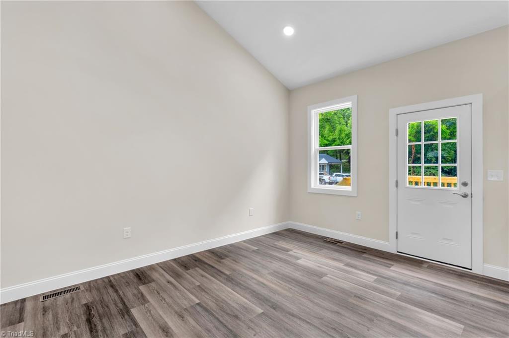 3634 Old Vineyard Road Winston-Salem, NC 27104 - Photo 11 of 22