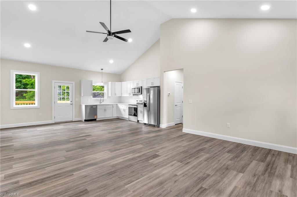 3634 Old Vineyard Road Winston-Salem, NC 27104 - Photo 4 of 22