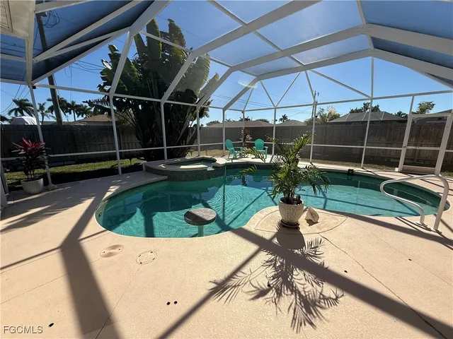 $3,200 | 3619 Southwest 6th Avenue, Cape Coral, FL 33914