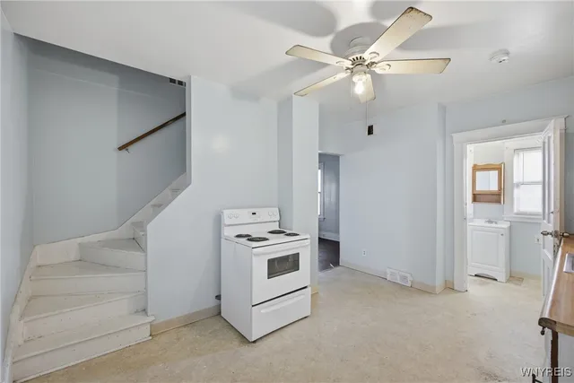 $89,999 | 2247 Independence Avenue, Niagara Falls, NY 14301