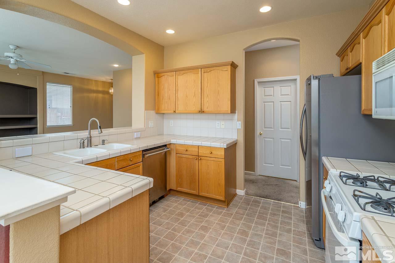 1870 San Ramon Drive Reno, NV 89521 - Photo 5 of 13 Photo 5