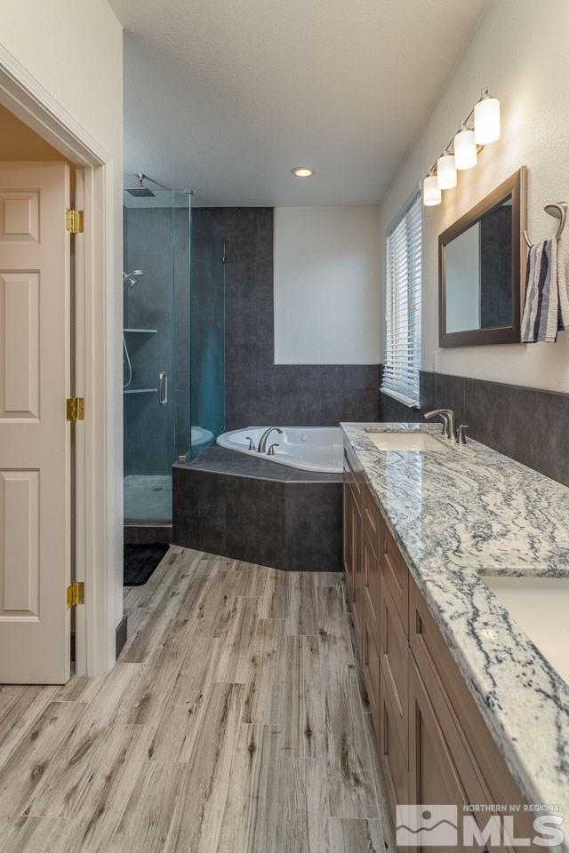 1870 San Ramon Drive Reno, NV 89521 - Photo 8 of 13 Photo 8