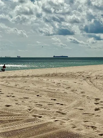 $209,000 | 5208 Northeast 24th Terrace, Unit F109, Fort Lauderdale, FL 33308