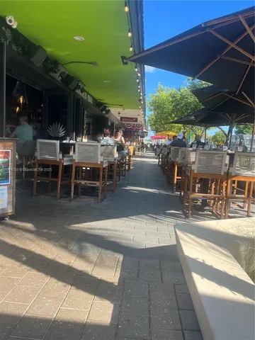 $209,000 | 5208 Northeast 24th Terrace, Unit F109, Fort Lauderdale, FL 33308