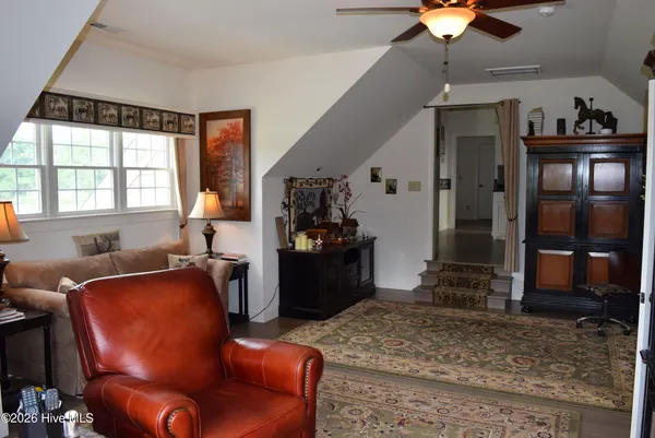 $1,600 | 245 Blue Valley Road, Vass, NC 28394
