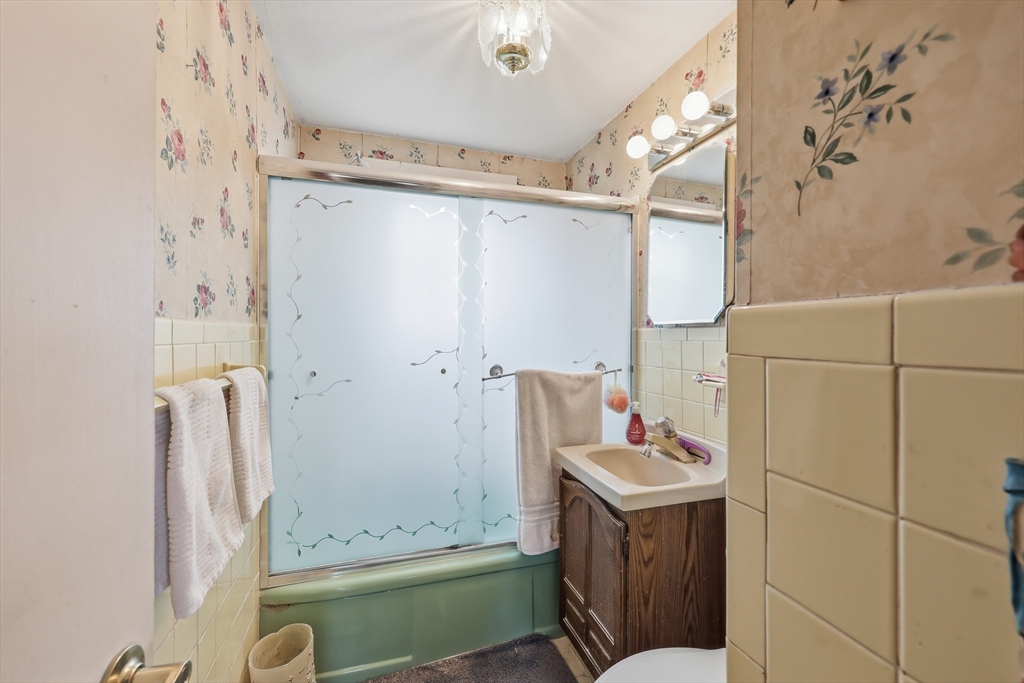 11 Judith Street Springfield, MA 01118 - Photo 16 of 29