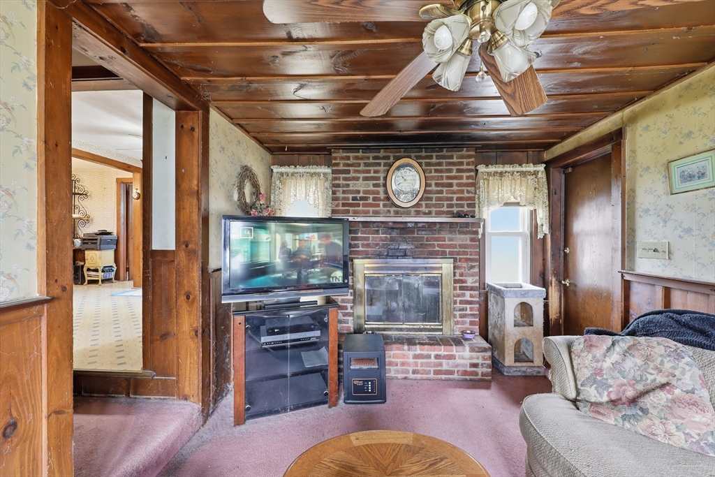 11 Judith Street Springfield, MA 01118 - Photo 20 of 29