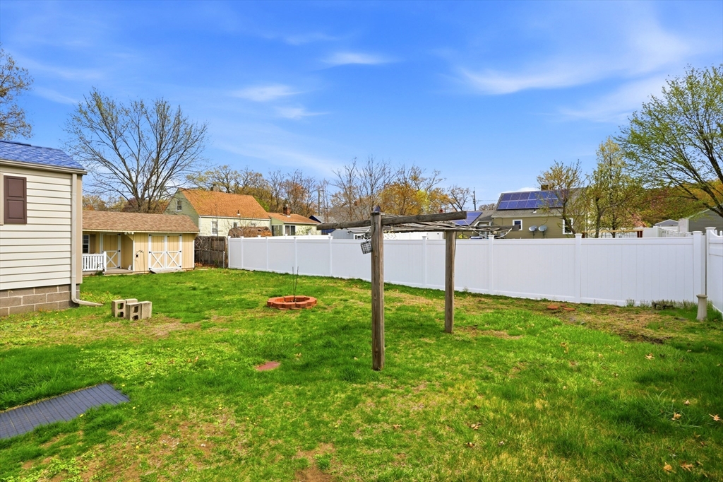 11 Judith Street Springfield, MA 01118 - Photo 25 of 29