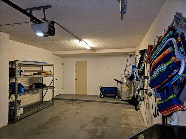 $2,700 | 255 Capri Circle North, Unit 25, Treasure Island, FL 33706