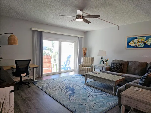 $2,700 | 255 Capri Circle North, Unit 25, Treasure Island, FL 33706