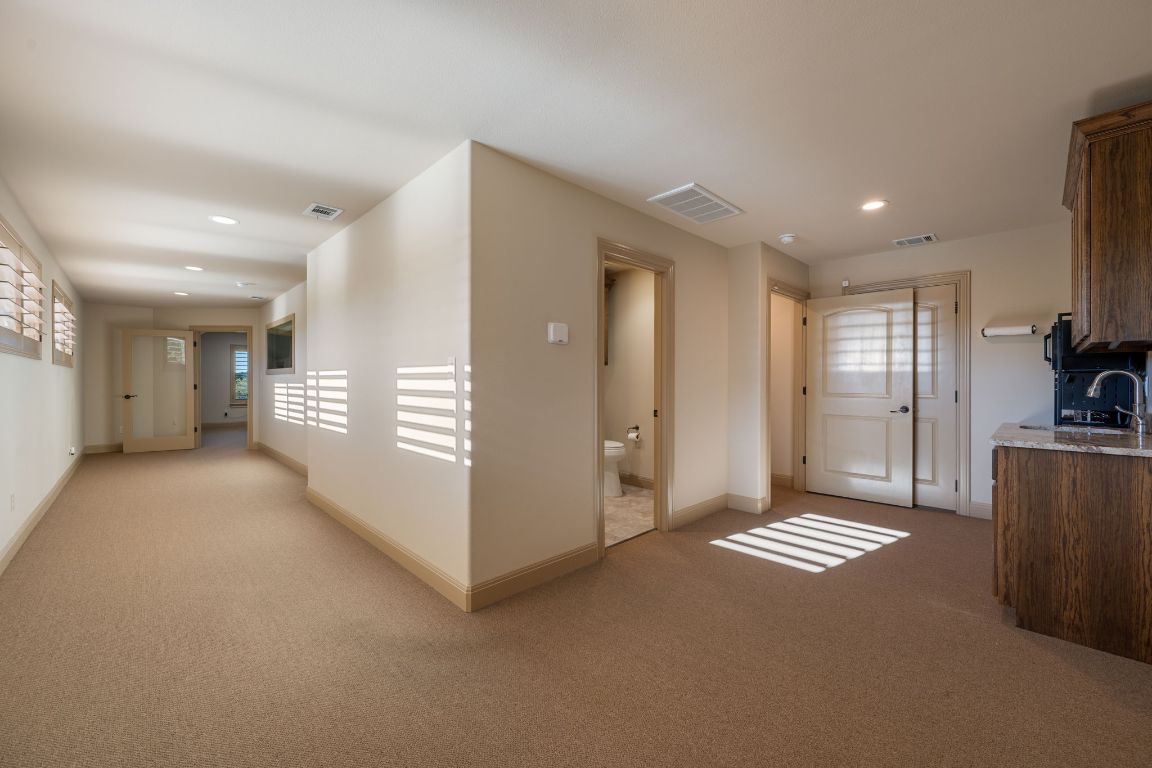 204 Overlook Court Georgetown, TX 78628 - Photo 23 of 35 Hallway of Upstairs