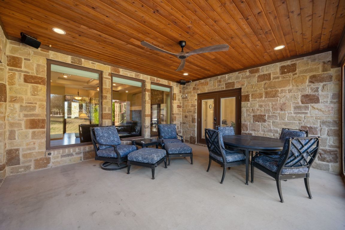 204 Overlook Court Georgetown, TX 78628 - Photo 29 of 35 Screened in Porch