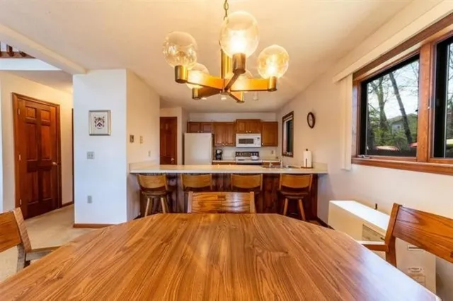 $3,200 | 15 Manor Estates Drive, Unit 1, Bristol, NH 03222