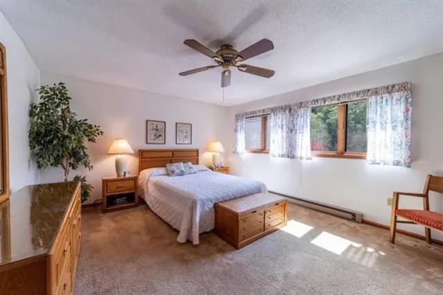 $3,200 | 15 Manor Estates Drive, Unit 1, Bristol, NH 03222