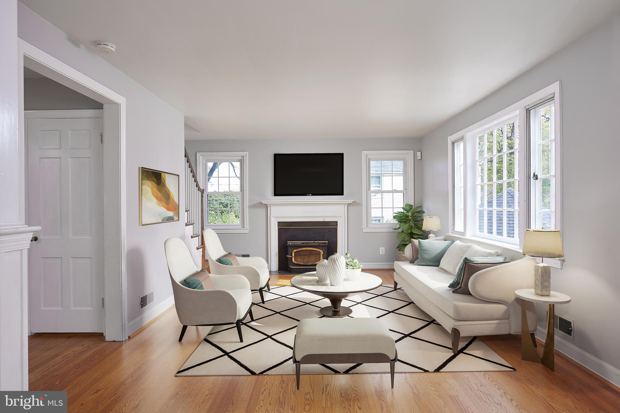 1702 White Oak Drive Silver Spring, MD 20910 - Photo 5 of 15