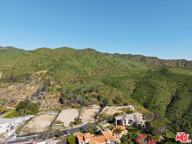 $3,295,000 | 1433 VÃa Anita, Pacific Palisades, CA 90272