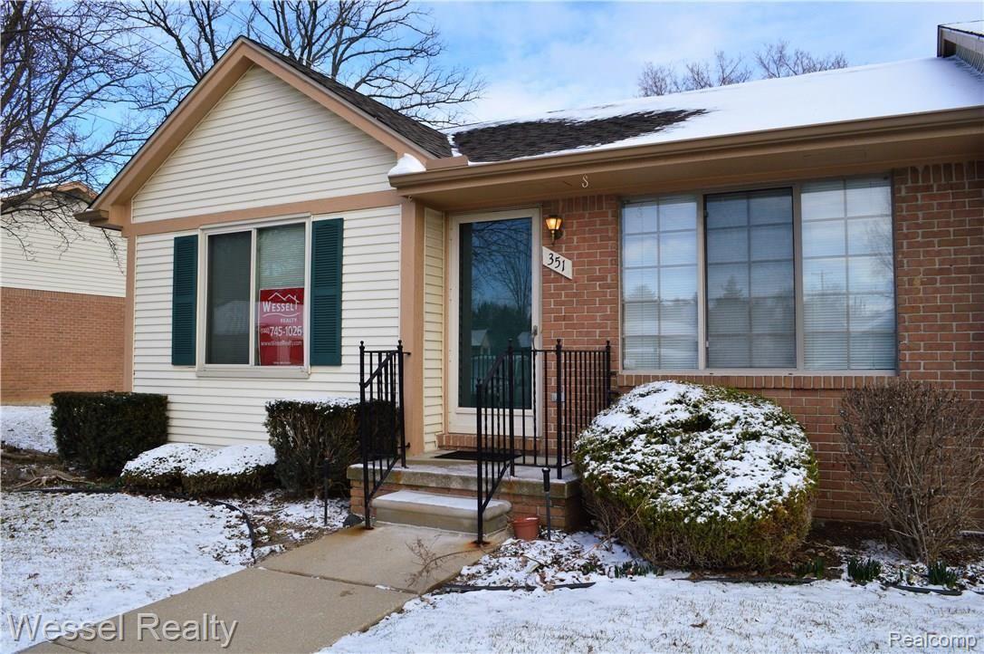351 Fairgrove Street Romeo, MI 48065 - Photo 2 of 30 002.JPG