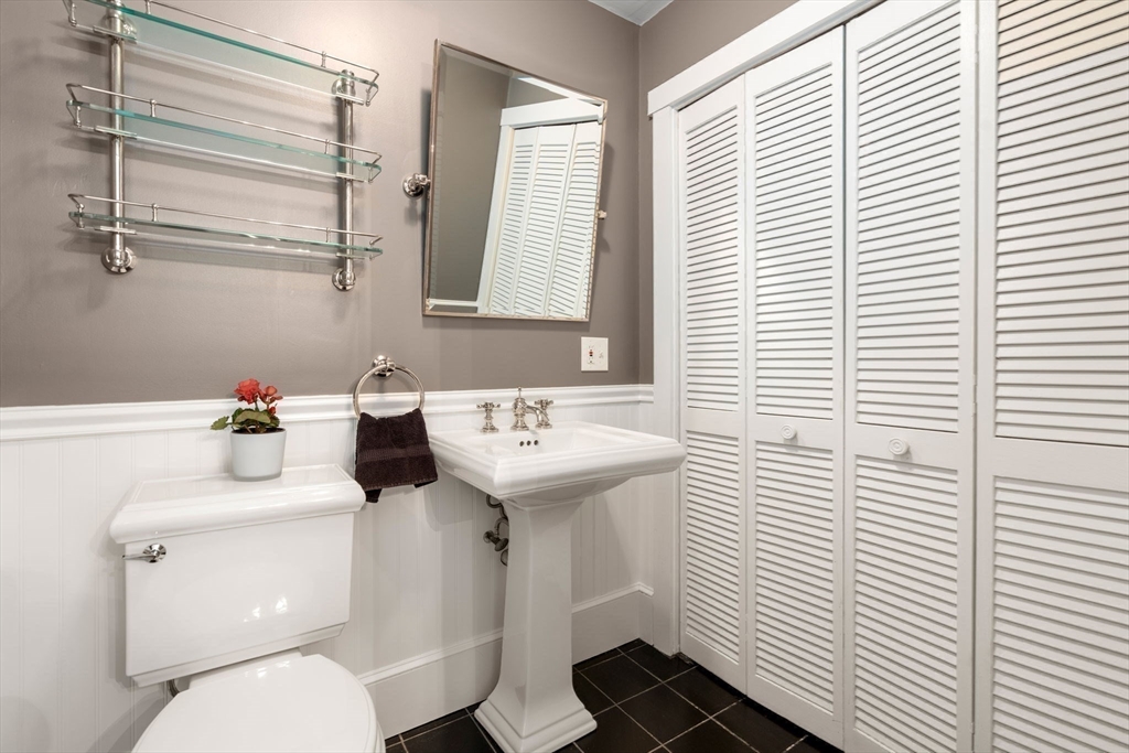 98 High Street, Unit 2 Boston, MA 02129 - Photo 17 of 21 Gallery Image 17